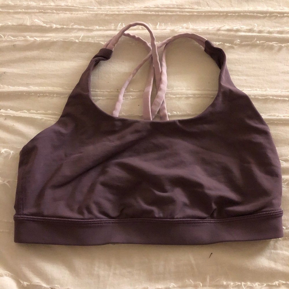 Lululemon sports bra